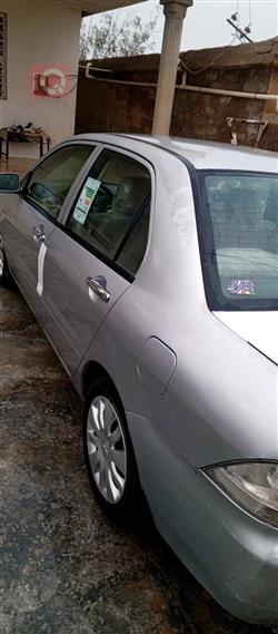 ميتسوبيشي لانسر